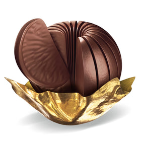 Real orange oil note in Terry's Chocolate Orange enhances aroma.