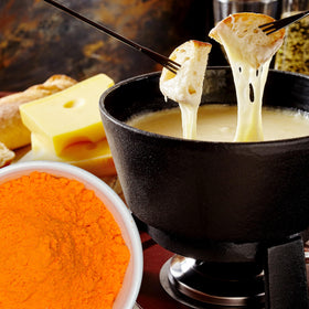 The Hampton Popcorn Company cheddar cheese powder creates smooth cheese sauces.