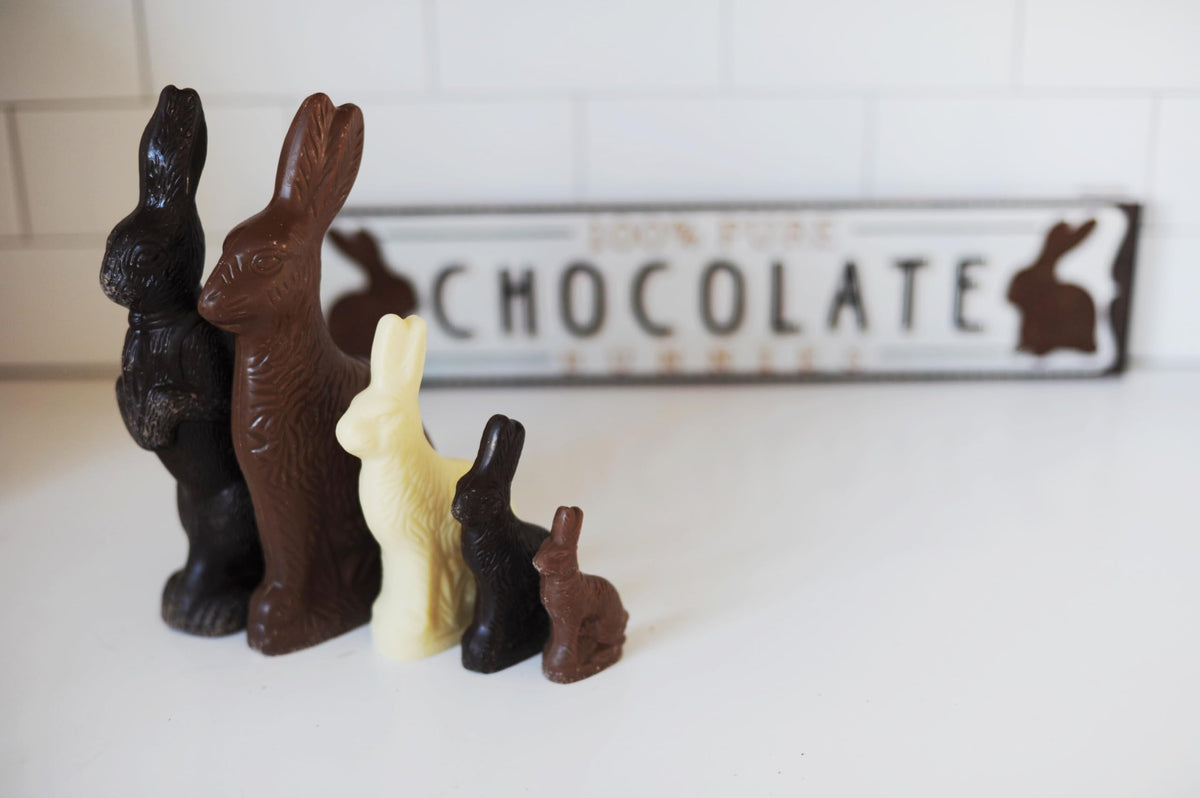 Italian foil wrapper keeps the chocolate presentable for gifting occasions.