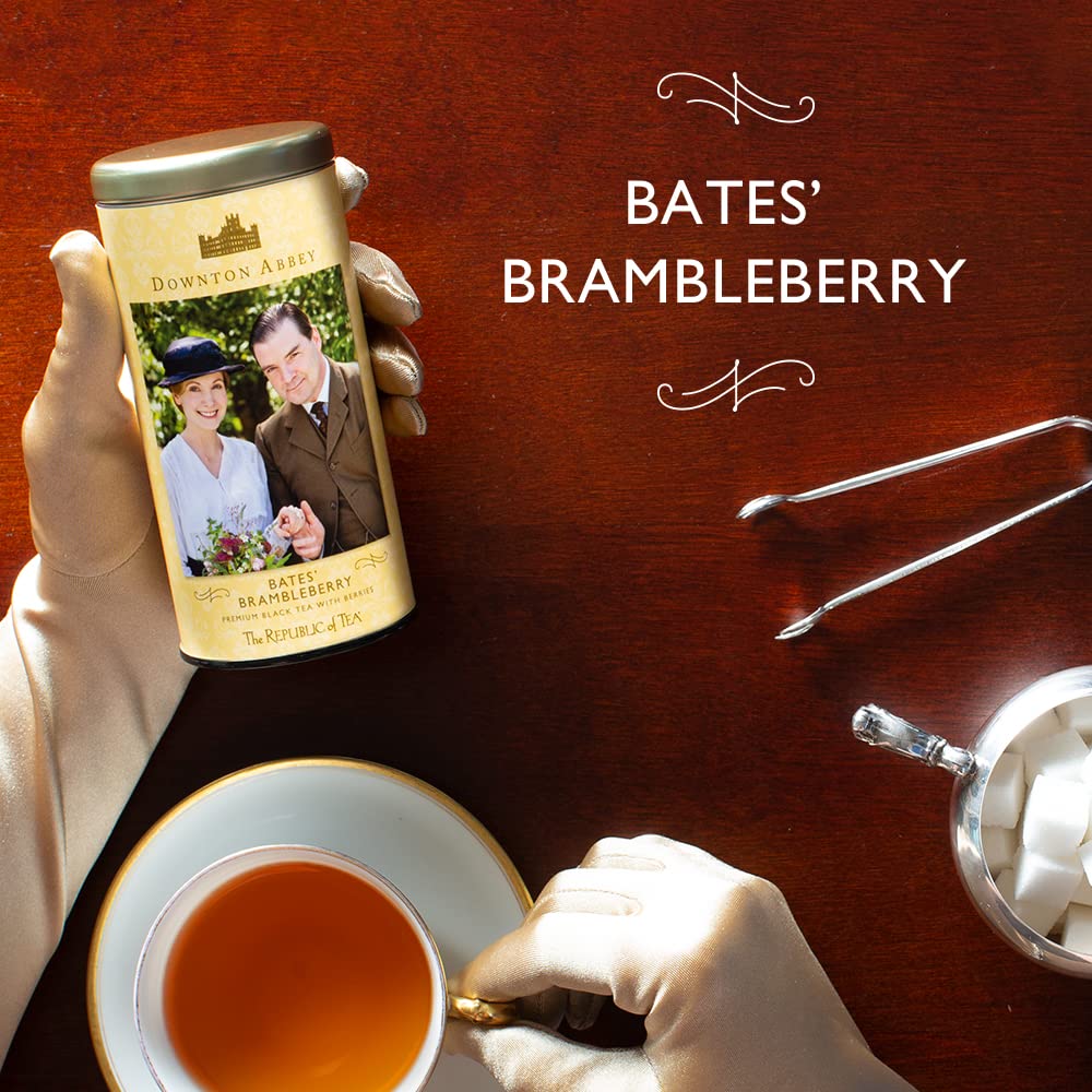 Close-up of Bates' Brambleberry tea leaves showing rich, dark blend.