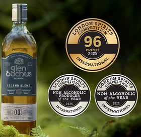 Pouring Glen Dochus Island Blend over ice for a smoky NA dram.