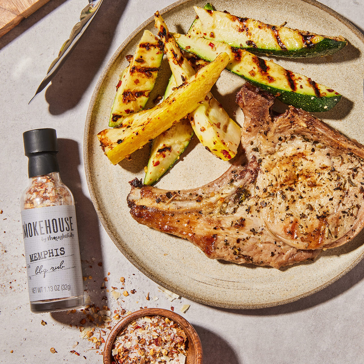 Thoughtfully Smokehouse Memphis BBQ rub bottle delivers smoky, hearty notes for ribs