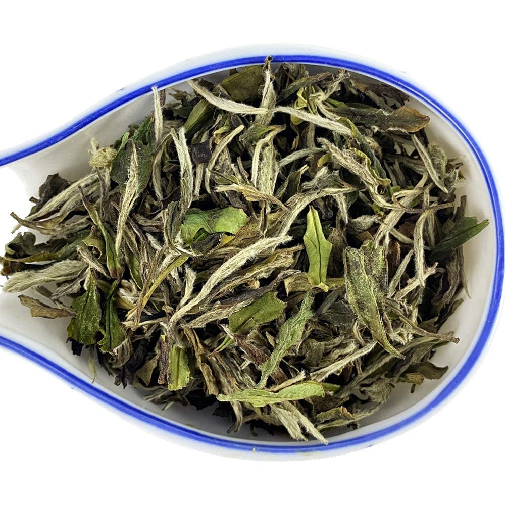 Tian Hu Shan White Tea cold brew in pitcher delivers crisp, refreshing notes.