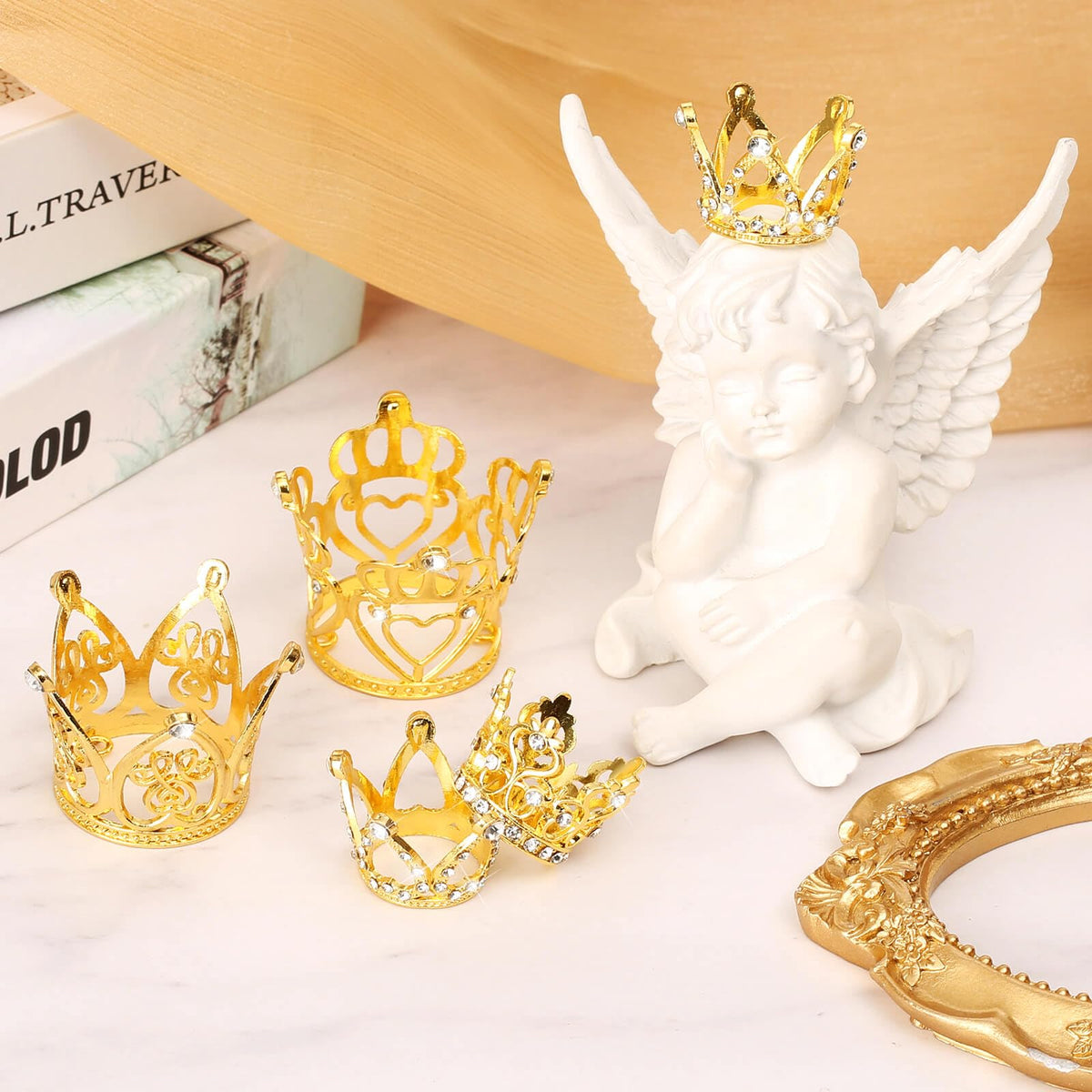 Tidponra mini crowns for bouquets, style-2, enhance stems with festive shine