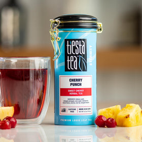 Cherry Punch with apple and hibiscus aroma, ideal for refreshing iced tea.