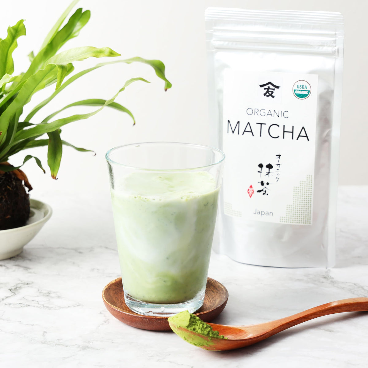 Tomosan Tencha ground into a fine powder with vibrant green color