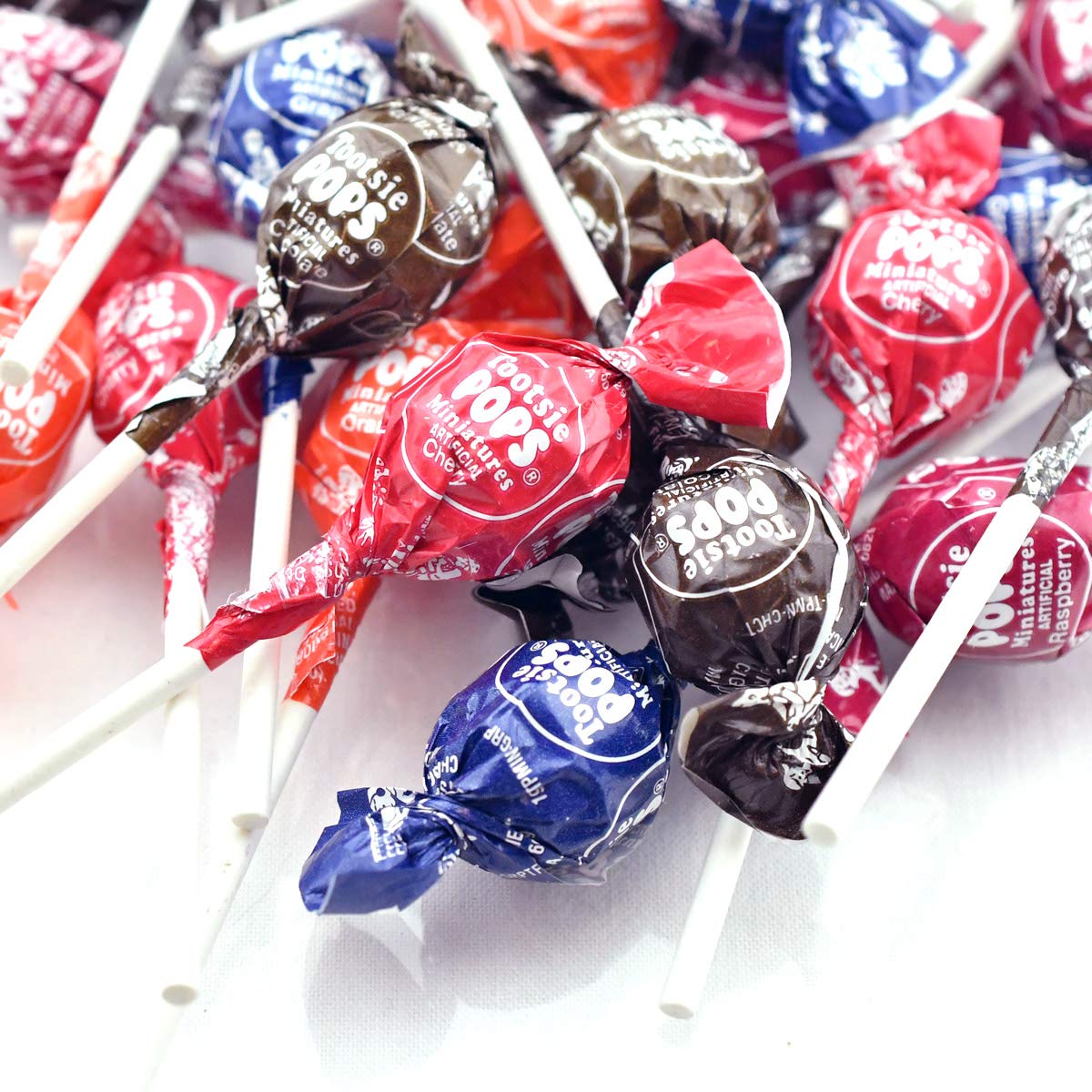 Tootsie Roll Pops Minis grape flavor, colorful treat for picnics.