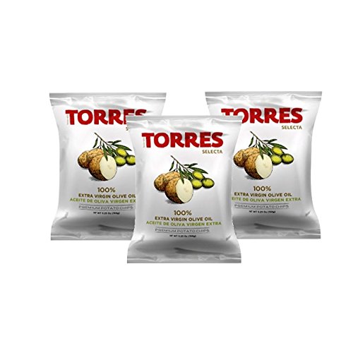 Torres Extra Virgin Olive Oil Chips pack shot, gluten-free snack option for gatherings.