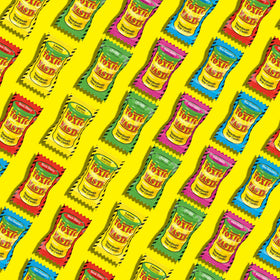 TOXIC WASTE Blue Raspberry candy, bright hue and bold sour-sweet contrast