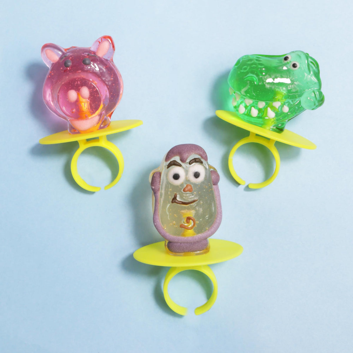 Toy Story 4 Hamm lollipop ring with quirky candy charm for celebrations.