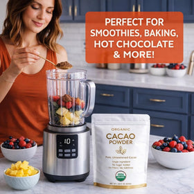 TOZZY cacao powder in a smoothie, adding rich chocolate flavor