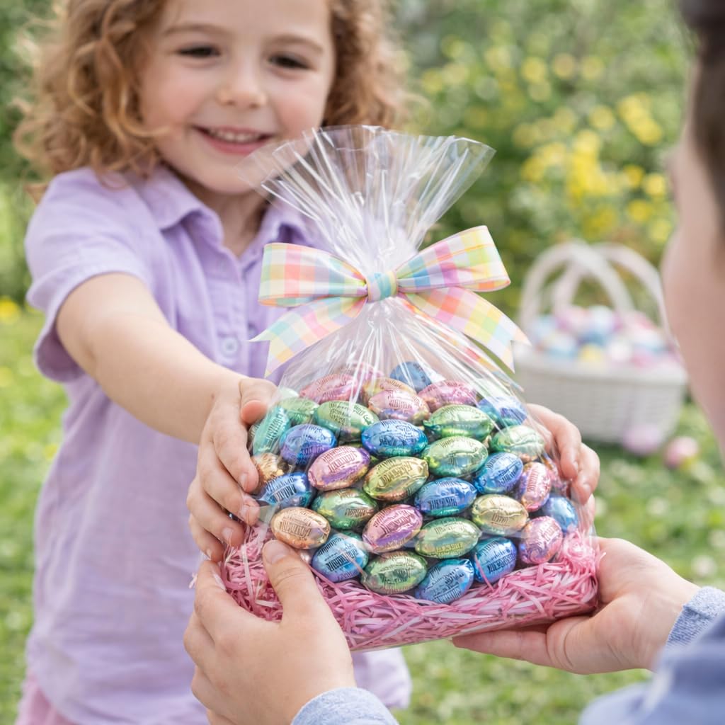 TREATBASKET 1 lb bag provides quick gifting or party snack options