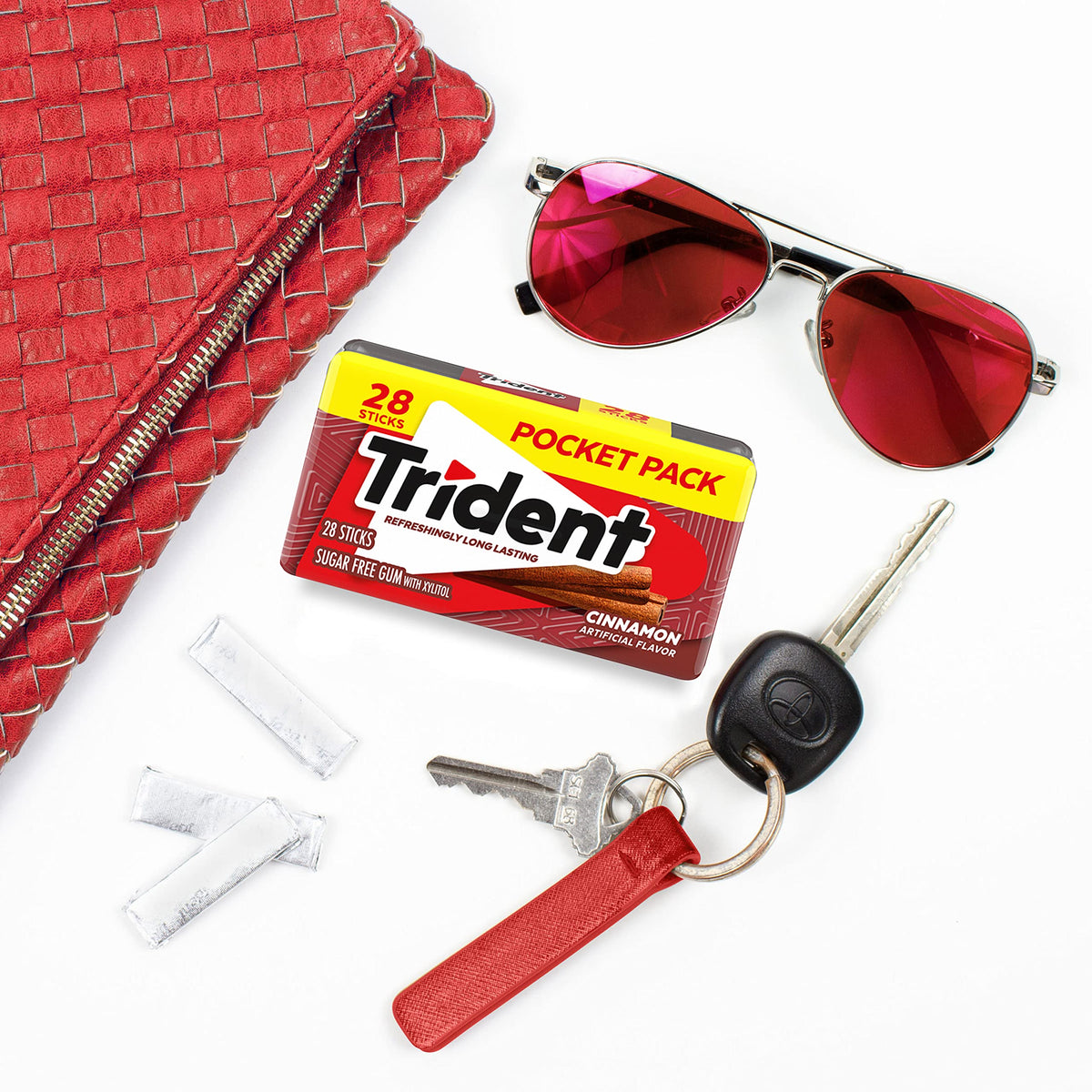 Trident Cinnamon Sugar Free Gum after meals keeps breath fresh.