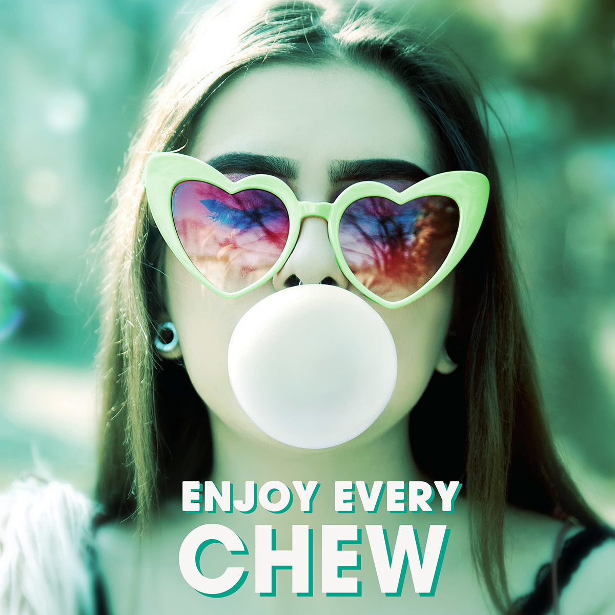 Trident Minty Sweet Twist pack in bag suggests travel-friendly freshness.