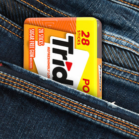 Trident Tropical Twist hard-case open reveals evenly wrapped pieces
