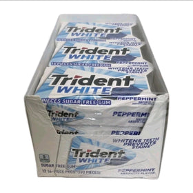 Trident White Peppermint gum pack front for quick fresh breath on the go.