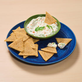 Triscuit Non-GMO and Kosher symbol on packaging.