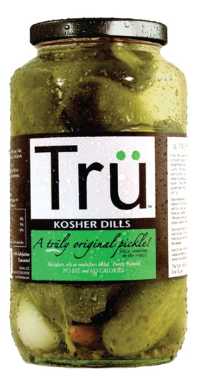Trü Kosher Dill Pickles bottle reveals crisp texture and bold dill aroma for snacking.