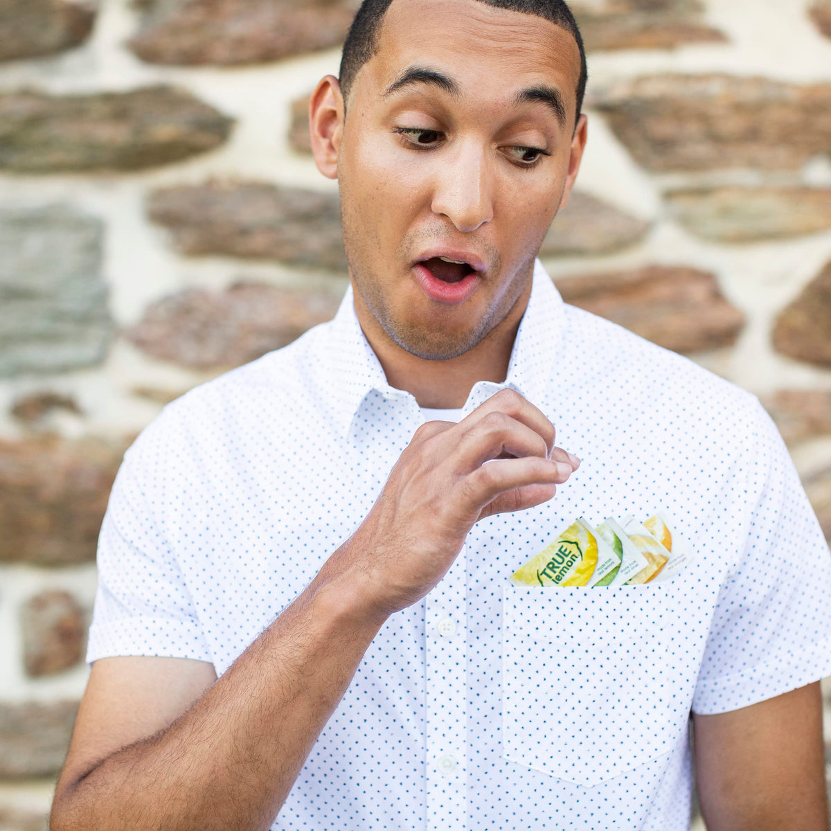 True Citrus non-GMO graphic emphasizing natural ingredients with no artificial additives