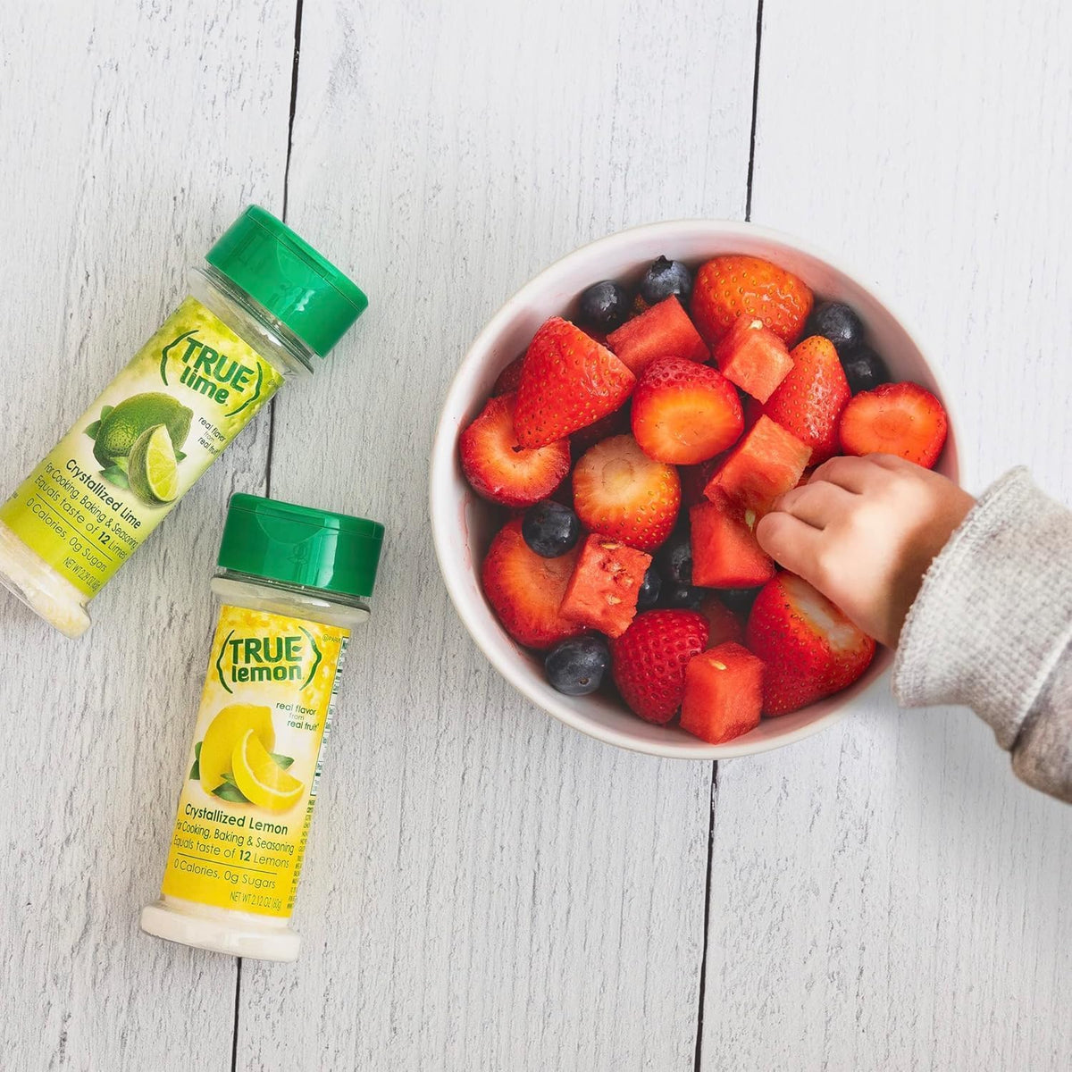 True Lemon shaker label highlights zero sugar and zero calories for mindful flavoring