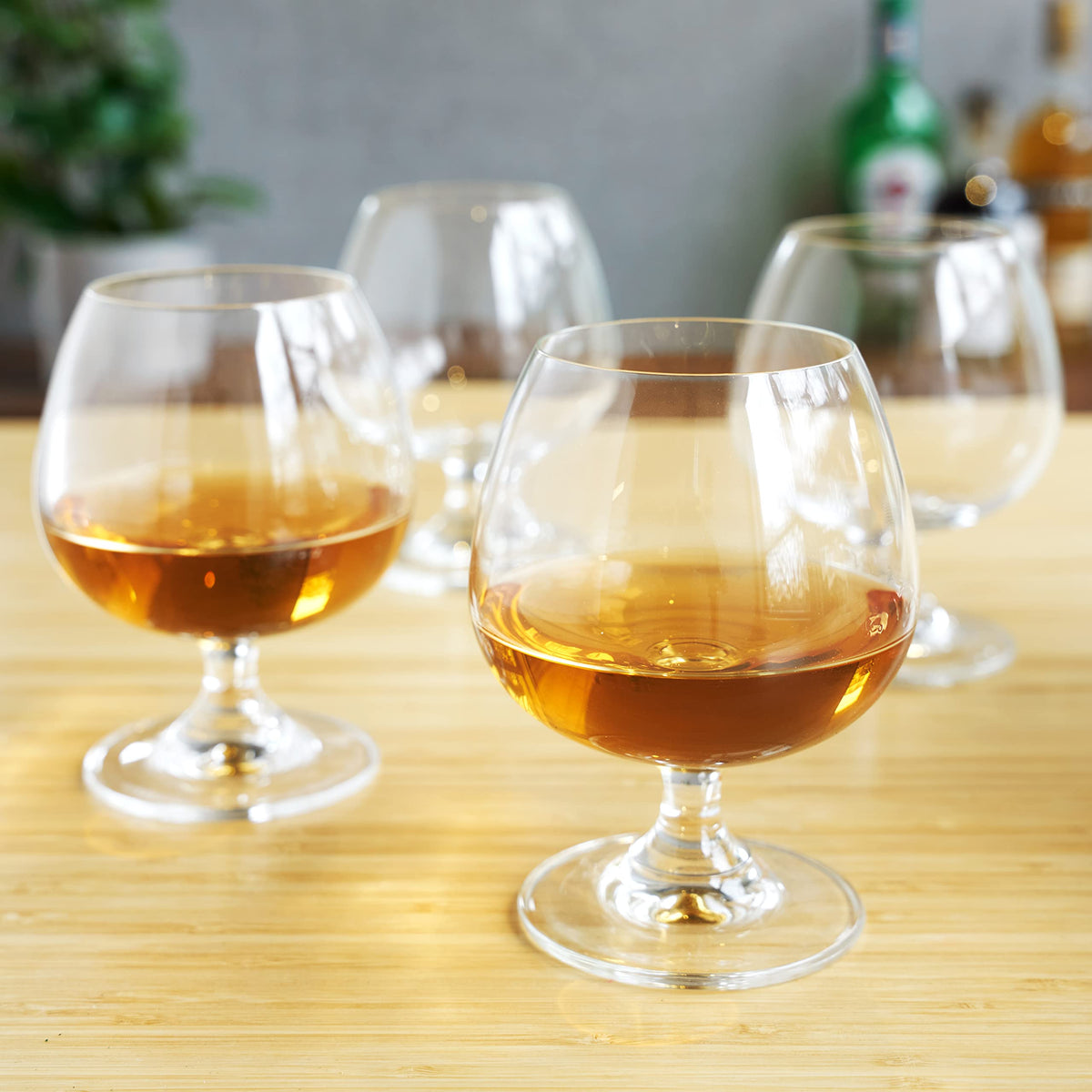 Set of 4 TRUE snifter glasses suitable for home bars