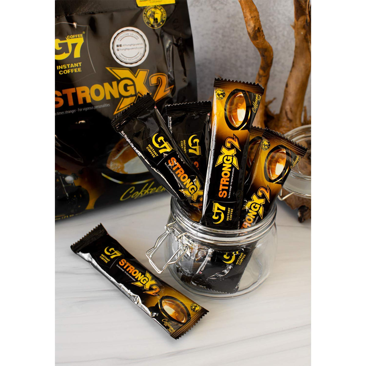 Trung Nguyen G7 Strong X2 brewed cup with rich aroma rising from the mug.