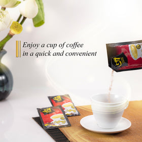 Close-up aroma reveals rich flavor of TRUNG NGUYÊN Legend G7.