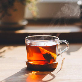 TRYVERA decaffeinated oolong tea as a base for kombucha, adding depth without caffeine