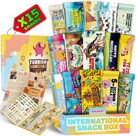 Turkish Munchies by Muekzoin gift-packaging moment for an international snack box