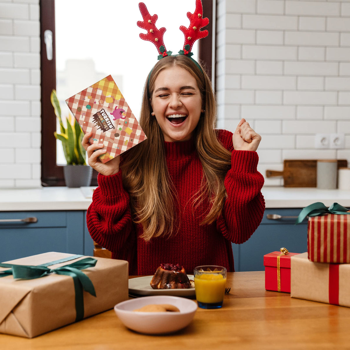 Turkish Munchies premium-snack-packaging conveys premium gifting experience