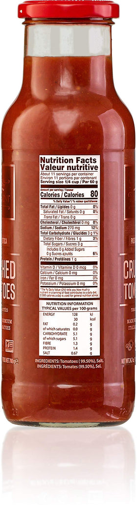 Label close-up of Tuscanini crushed tomatoes vegan and artificial-free claim