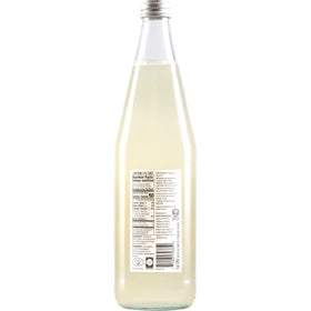 Tuscanini Premium Organic Sparkling Lemonade pour into glass demonstrates crisp bubbles and zesty aroma.