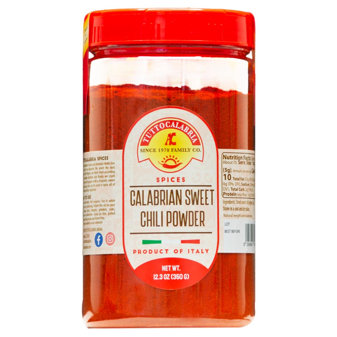 TUTTOCALABRIA Calabrian chili powder in shaker top, ideal for mild heat in sauces