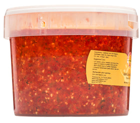 TUTTOCALABRIA chili peppers on antipasto platter, adds authentic heat.