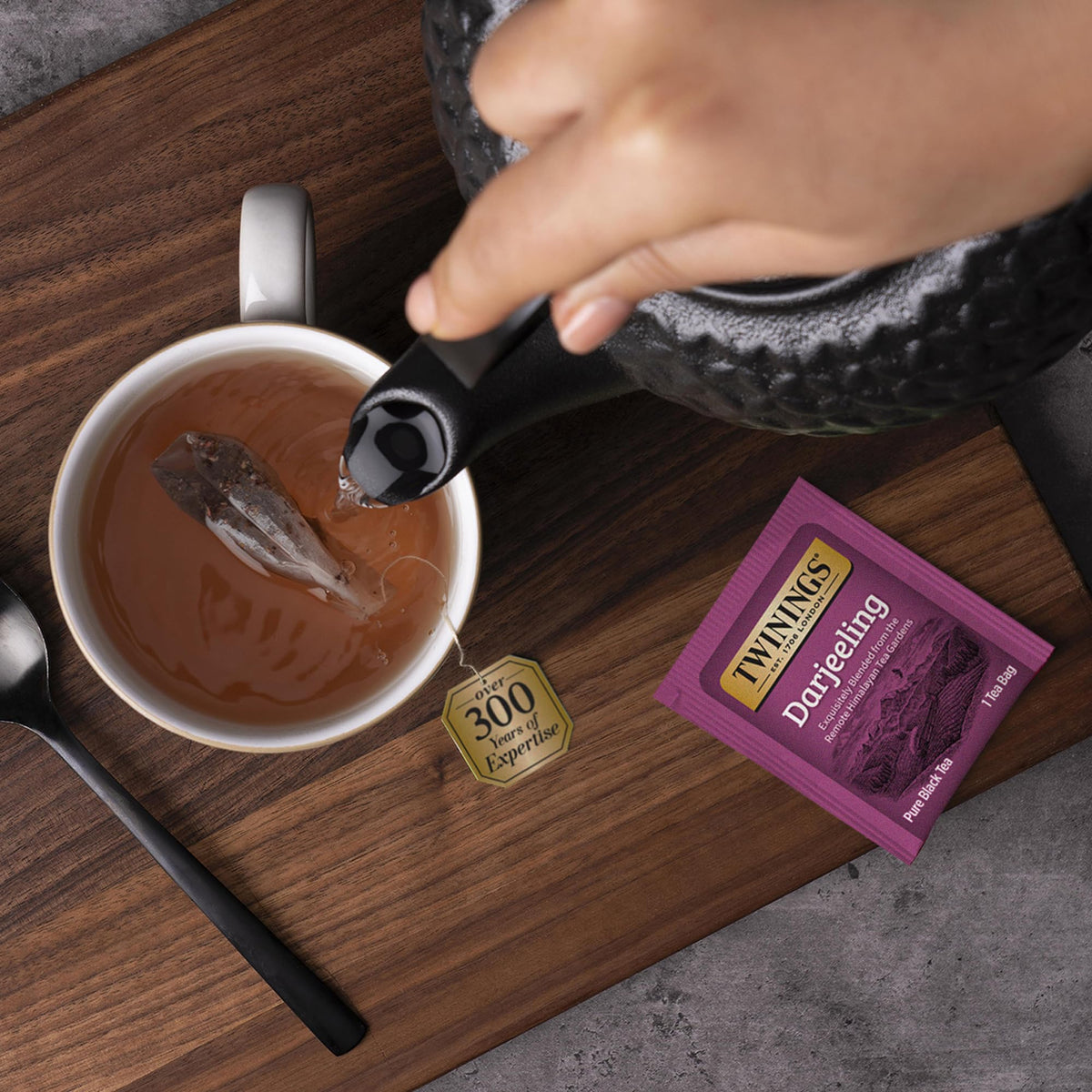 Twinings Darjeeling tea iced glass presents a refreshing, lighter option.
