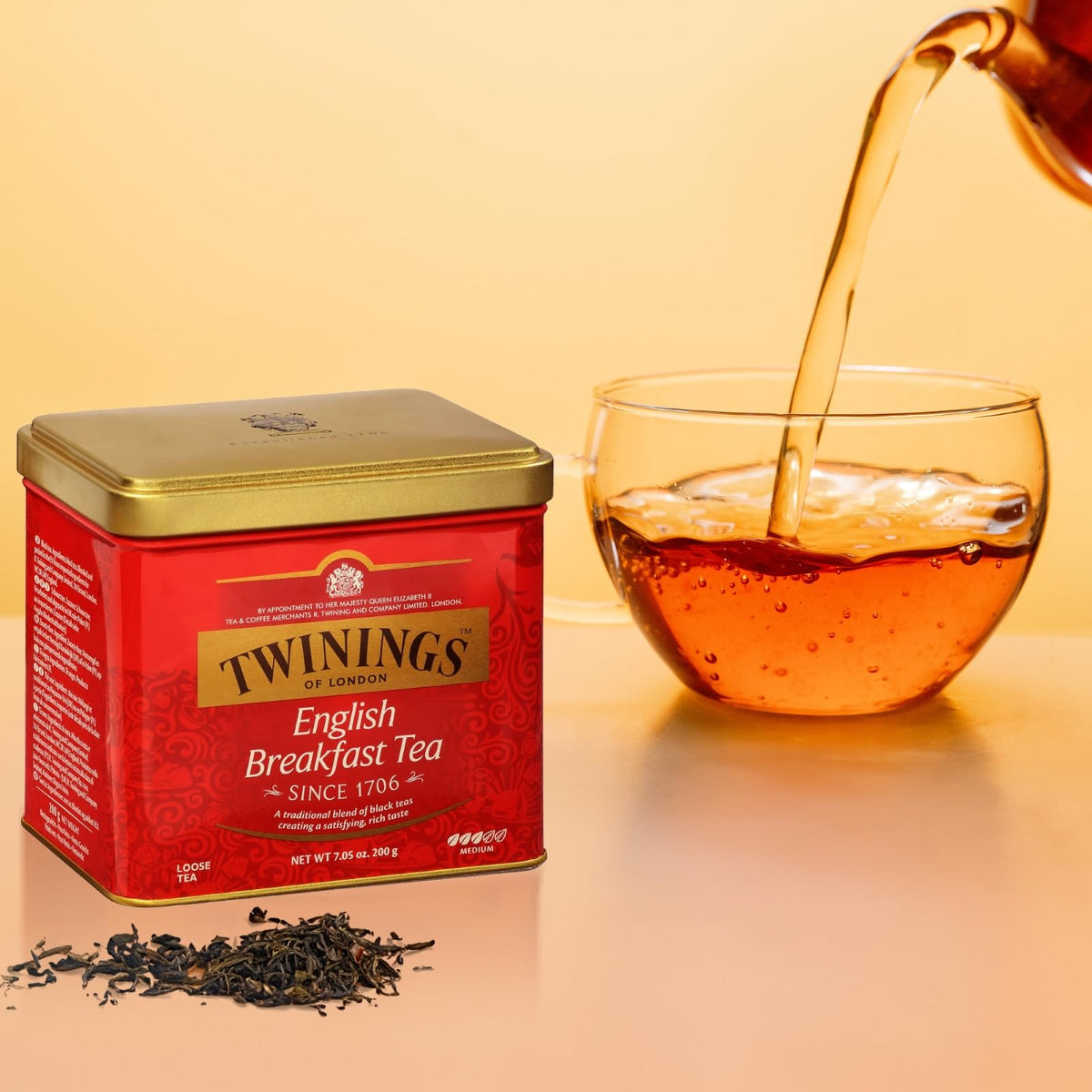 Twinings English Breakfast loose tea leaves close view showing quality aroma