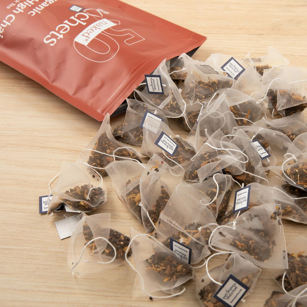 Rose petals and marigold flowers add floral hints to Mountain High chai aroma.