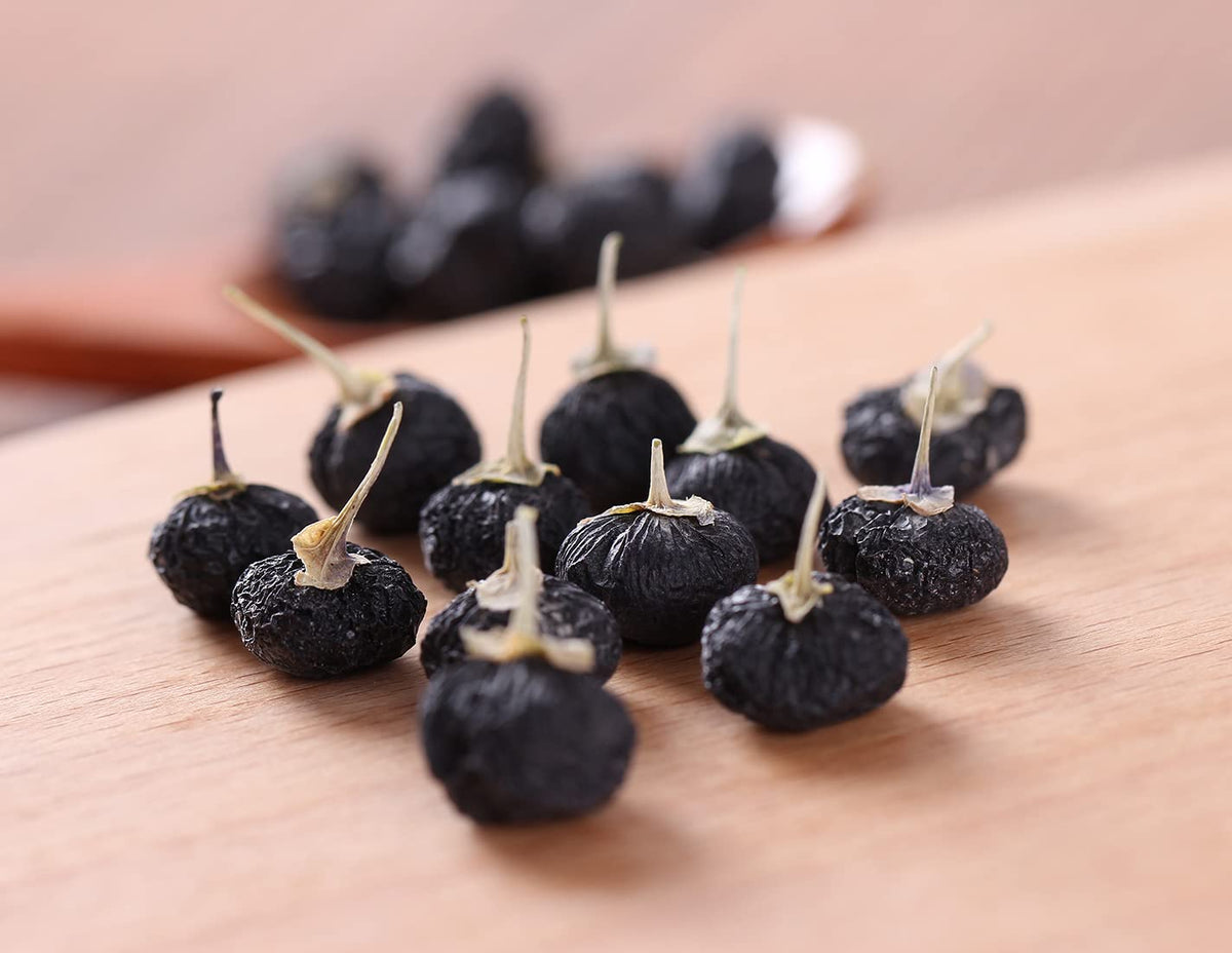 ULTHMOK hand-selected black goji berries ensuring clean, pure flavor.