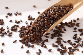 ULTHMOK no-additives label signaling pure, additive-free ingredients.