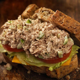 Underwood Roast Beef Spread open tin with crackers for an easy lunch.