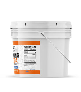 Unpretentious Baking Soda bottle pour shows easy measurement for baking and cleaning.