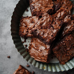 Unpretentious Black Cocoa Powder in batter for cookies with rich color
