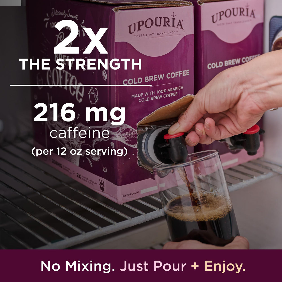 Upouria 100% Arabica beans close-up, highlighting premium quality.