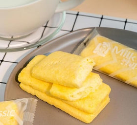 Urban HJ Kid-friendly school snack pack ready to share.