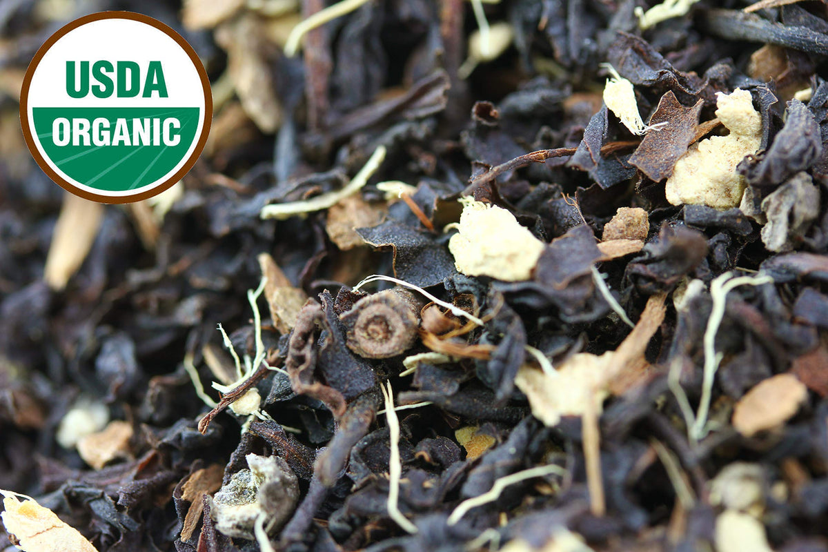US Wellness Naturals Classic Chai loose-leaf steeped in a cup for bold, spiced aroma.