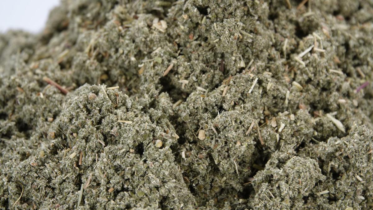 U.S. Wellness Naturals Raspberry Leaf Tea loose leaf with full-bodied flavor and natural scent