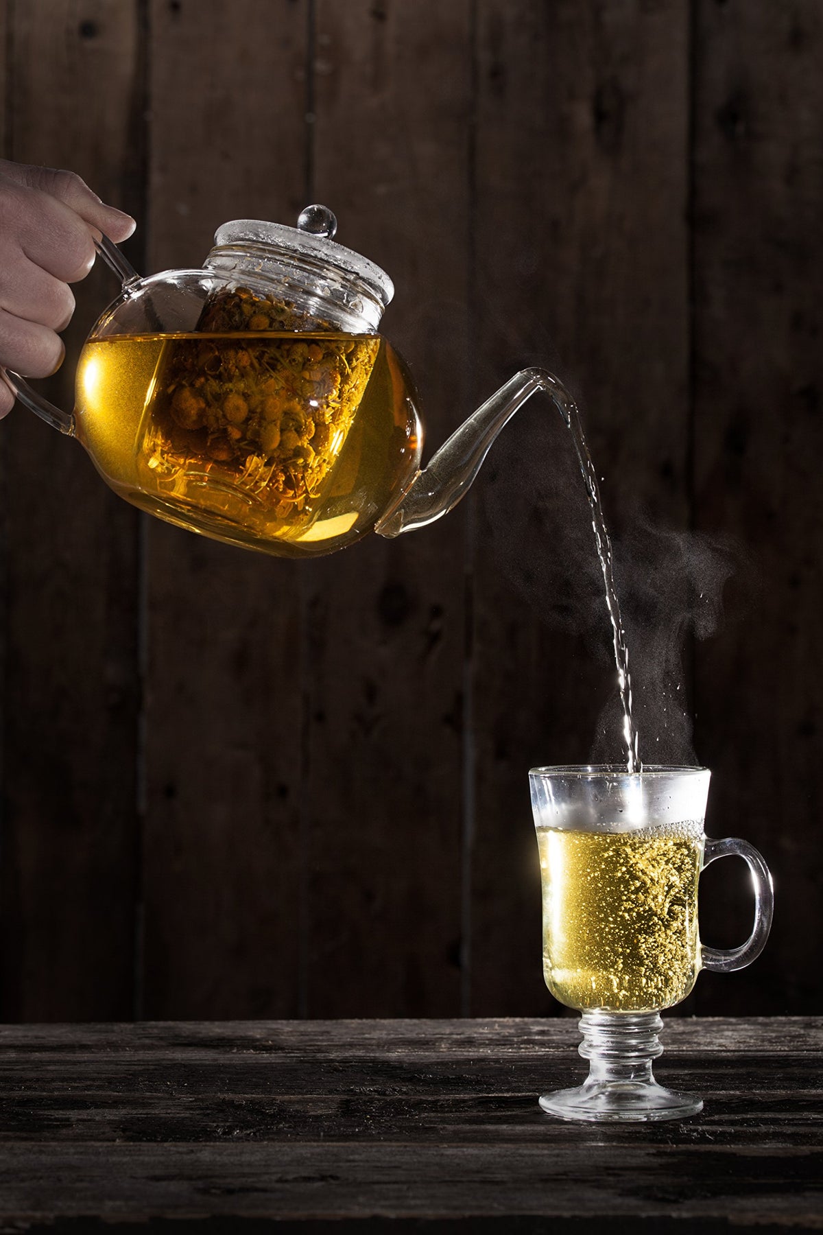 Aromatic chamomile aroma in a cup with U.S. Wellness Naturals