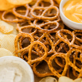 Utz Sour Cream & Onion Chips 1 oz pack for flavor-forward snacking.
