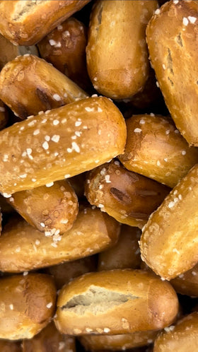Ingredients label for Utz Sourdough Nuggets emphasizes simple quality