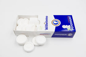 Uxxu Wilhelmina Peppermints label closeup highlighting a classic Dutch recipe.